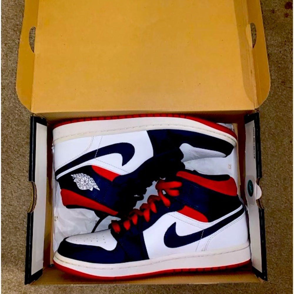 Mens Nike Jordan Mid